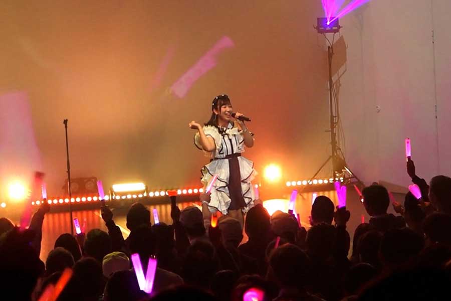 今年のオフに開催した単独ライブでは、500人の席がいっぱいに埋まった【本人提供】