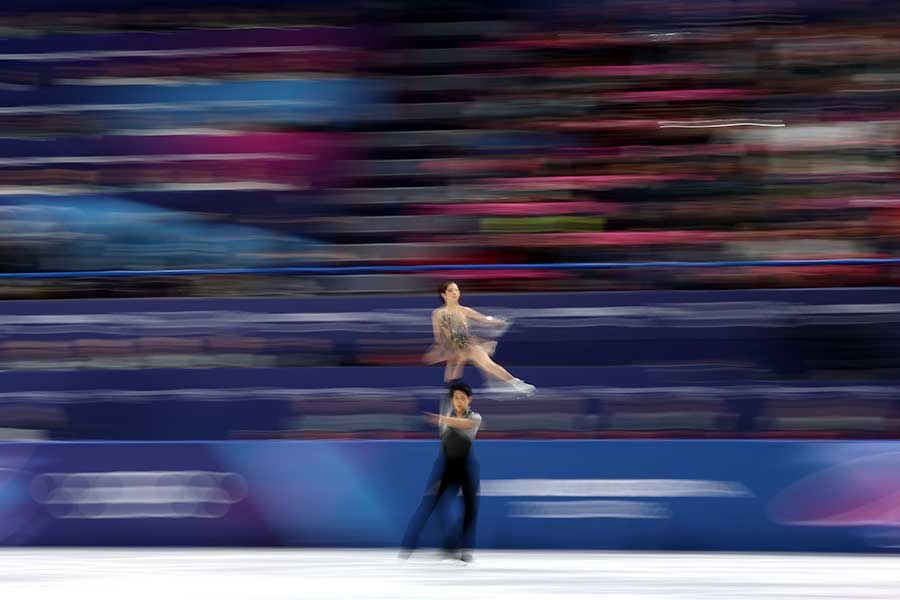 ミラノ・コルティナ五輪で話題を呼んだりくりゅうの1枚【写真：2262012257,Jamie Squire,GettyImages】
