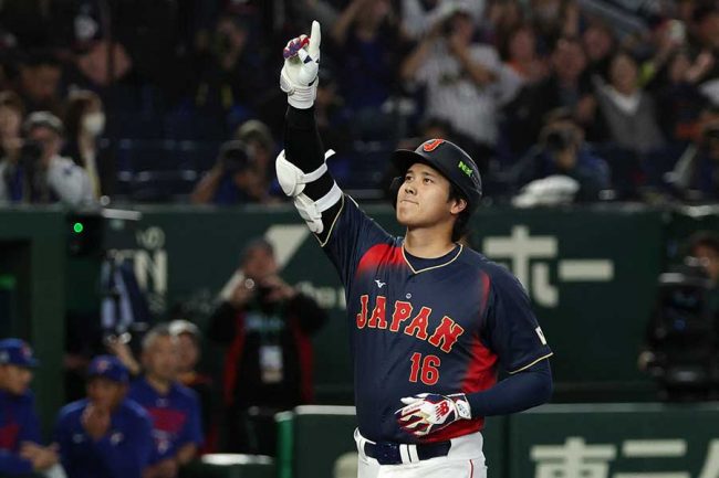 満塁弾後に「ちょ、待って！」大谷がまさかの熱男ポーズ 本家・松田