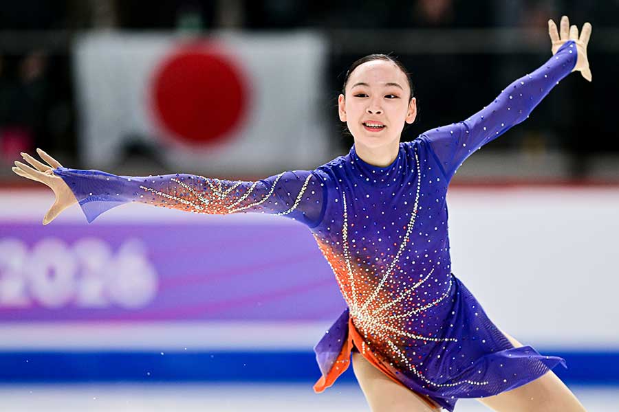 世界ジュニア選手権で銅メダルを獲得した岡万佑子【写真：Raniero Corbelletti/アフロ】