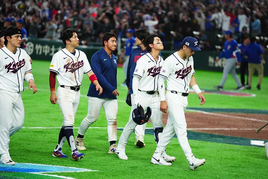 延長10回タイブレイクの末に台湾に敗れた韓国代表【写真： 加治屋友輝】