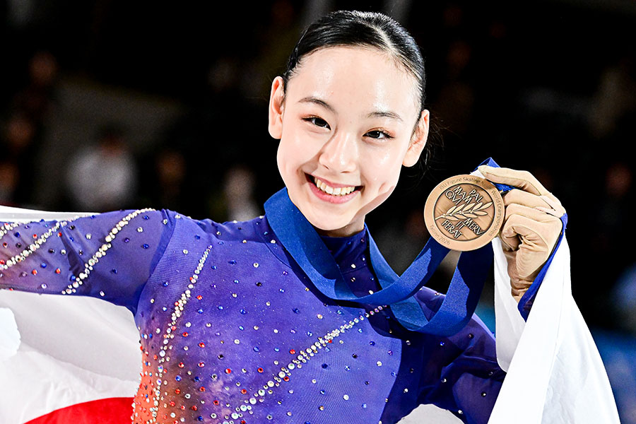 世界ジュニア選手権で3位となった岡万佑子【写真：Raniero Corbelletti/アフロ】