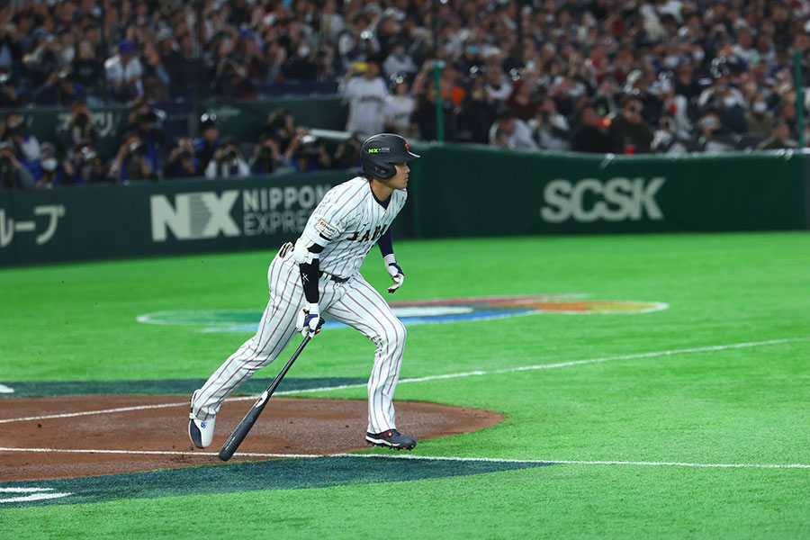 豪州戦の第一打席で凡退する大谷翔平【写真:加治屋友輝】