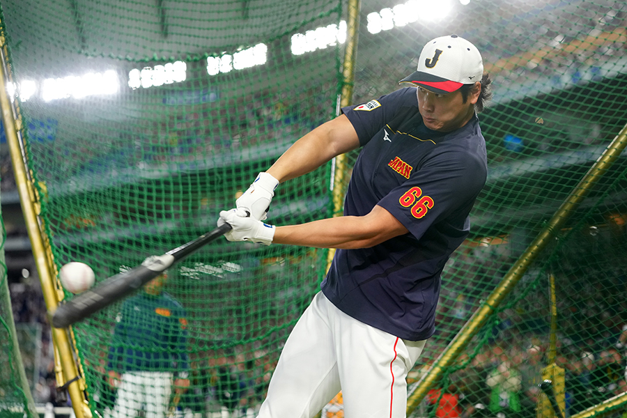 東京ドームで打撃練習を行った大谷翔平【写真：Getty Images】