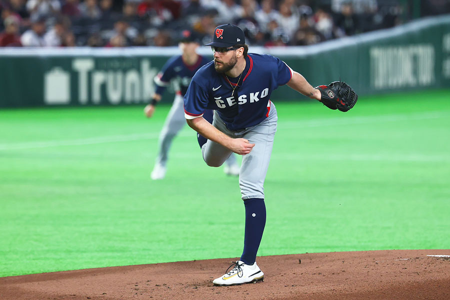 韓国戦に先発したパディシャーク　【写真： 加治屋友輝】