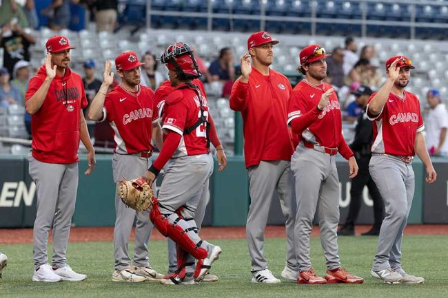 WBCでまさか…「可哀想すぎる」「ブチギレ」 落球、お見合い…信じがたい