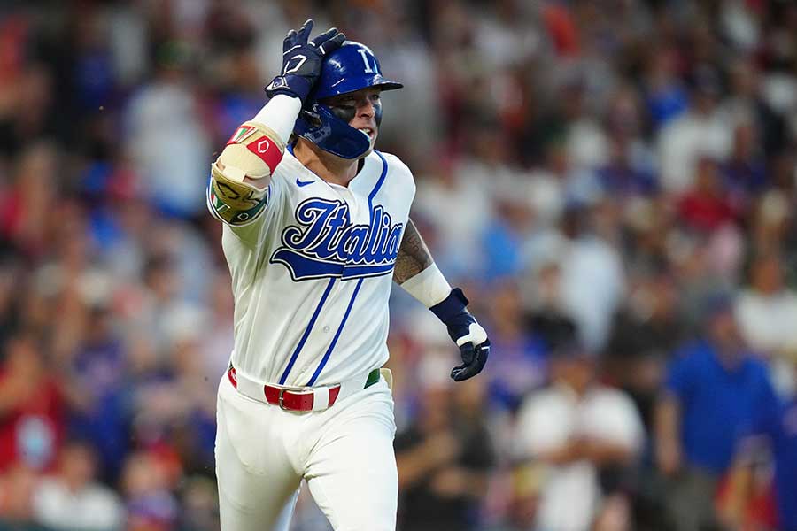 イタリア代表のフィッシャー【写真:AP/アフロ】