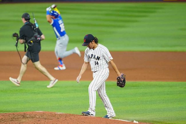 王者・侍ジャパンを粉砕3ラン「最高だ」 伊藤は呆然…殊勲アブレイユ