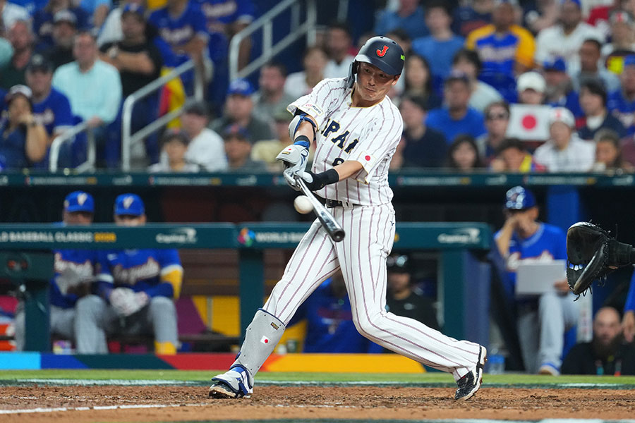 侍ジャパンの源田壮亮【写真：Getty Images】