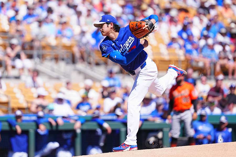 ジャイアンツとのオープン戦に先発登板した大谷翔平【写真：荒川祐史】