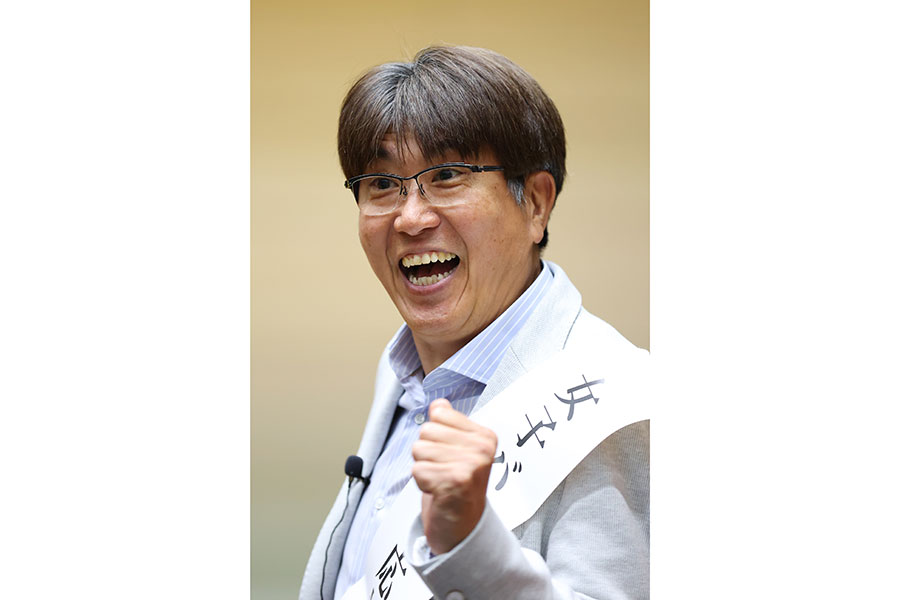 帝京高校OBの石橋貴明氏（2023年6月撮影）【写真：YUTAKA/アフロスポーツ】