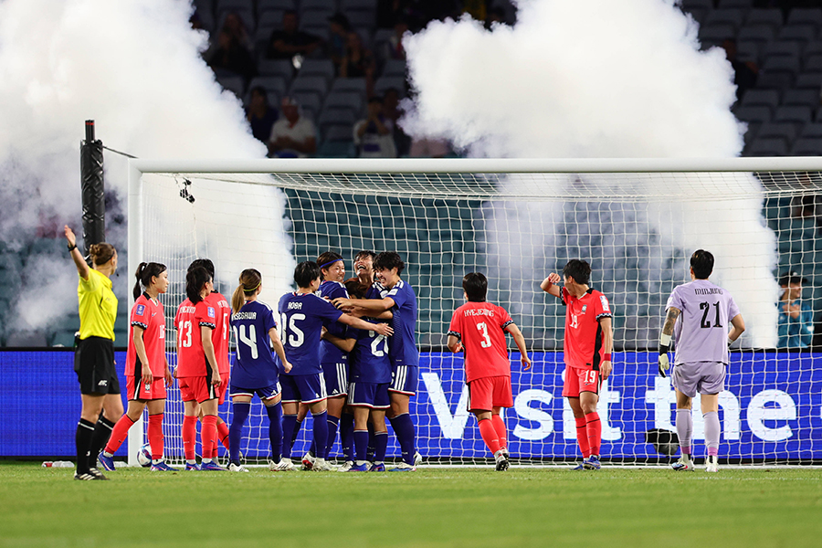 AFC女子アジアカップ準決勝で韓国に4-1で勝利したなでしこジャパン【写真：アフロ】