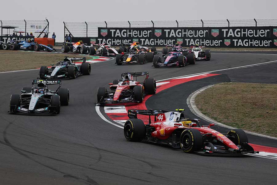 F1マシンの輸送方法が話題に【写真：ロイター】