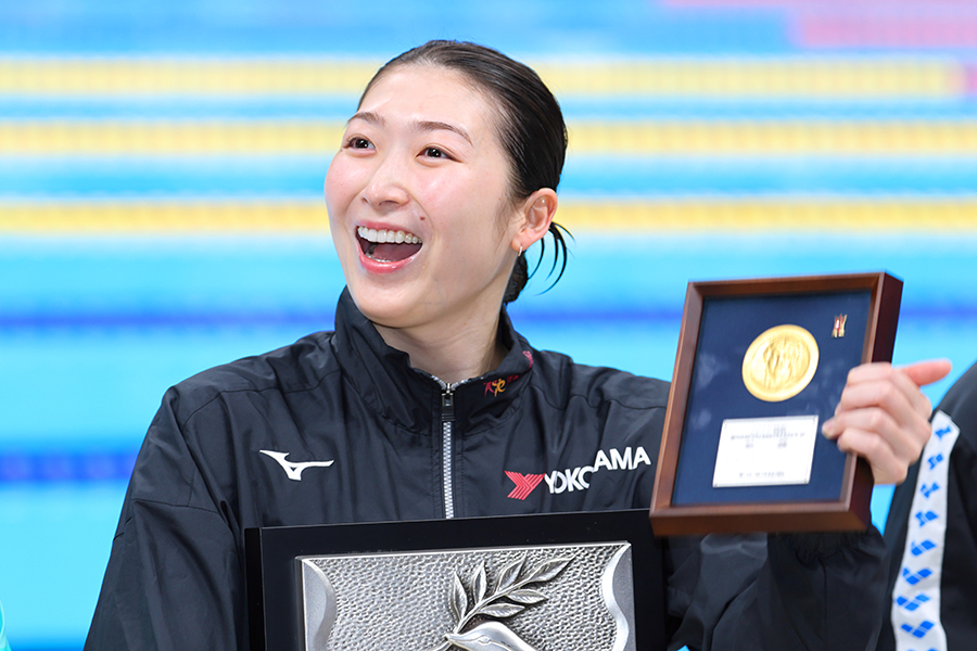 女子100メートルバタフライで2大会ぶり6回目の優勝を果たした池江璃花子【写真：西村尚己/アフロスポーツ】
