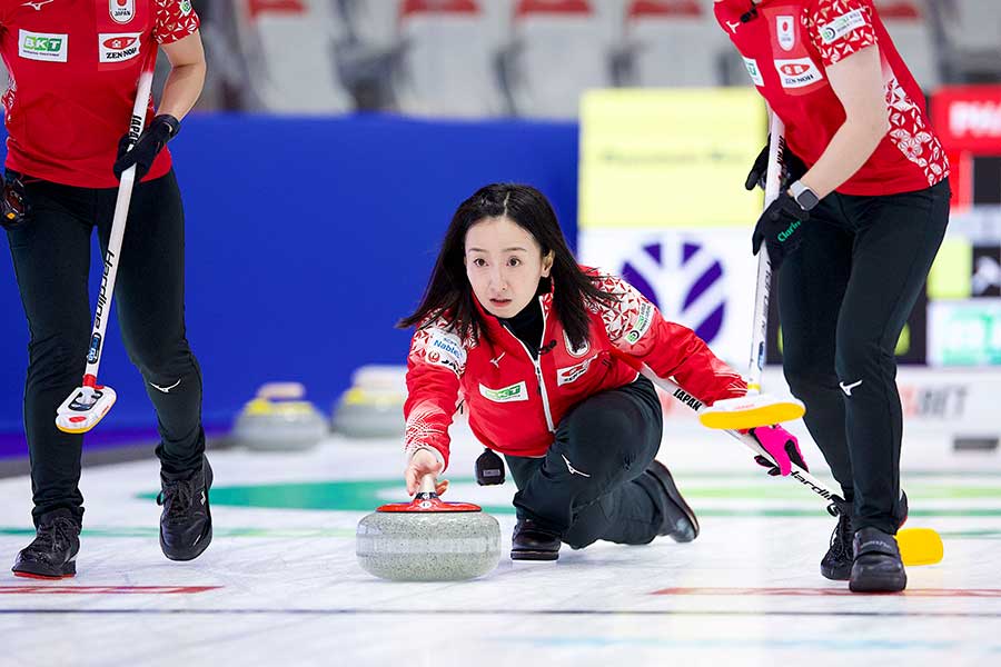 ロコ・ソラーレ【写真：Anil Mungal/アフロ】