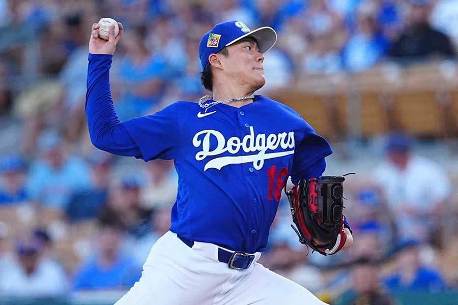 オープン戦で先発登板した山本由伸【写真：荒川祐史】