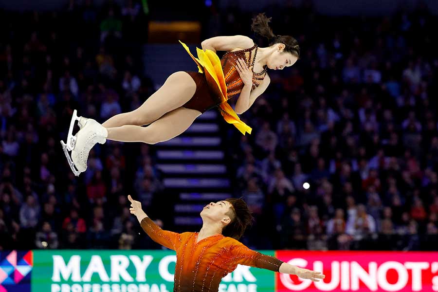 世界フィギュア選手権に出場したゆなすみ【写真：ロイター】