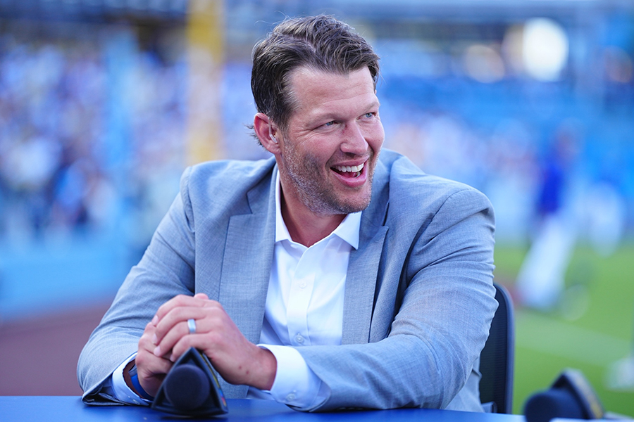 米放送局の中継に登場したクレイトン・カーショー氏【写真：荒川祐史】