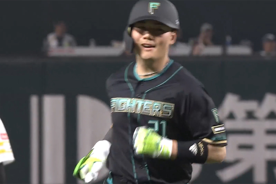 今季第2号のソロホームランを放った日本ハムの清宮幸太郎【画像：パーソル パ・リーグTV】