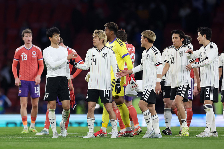 サッカー日本代表【写真：ロイター】