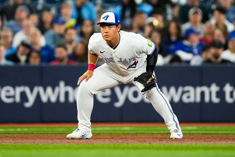 岡本和真【写真：ロイター】