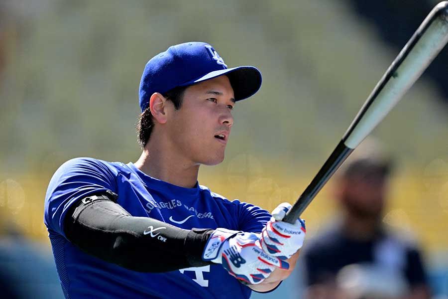 フリー打撃を行った大谷翔平【写真：ロイター】