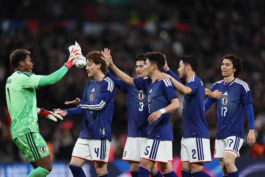 サッカー日本代表【写真：ロイター】