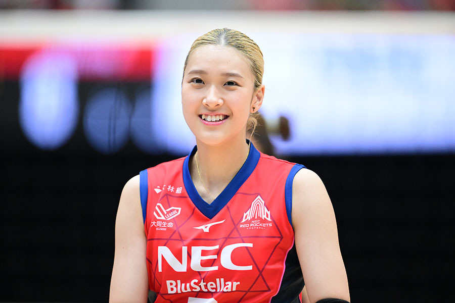 NECレッドロケッツ川崎の佐藤淑乃【写真：アフロスポーツ】