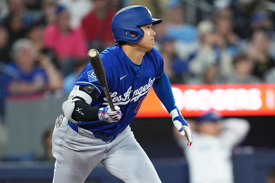 敵地ブルージェイズ戦に「1番・DH」で先発出場しているドジャースの大谷翔平【写真：ロイター】