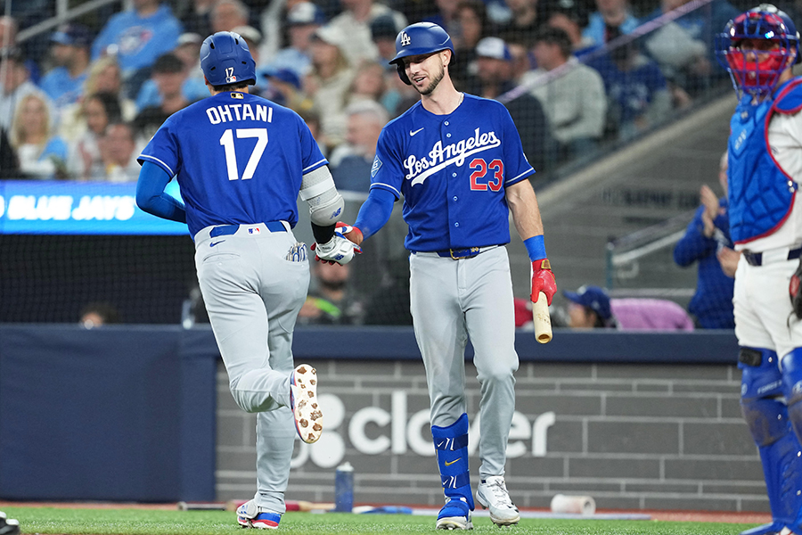 大谷3号を祝福したカイル・タッカー【写真：ロイター】