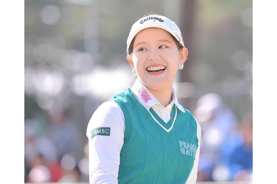 女子ゴルフの吉田鈴【写真:スポーツ報知/アフロ】
