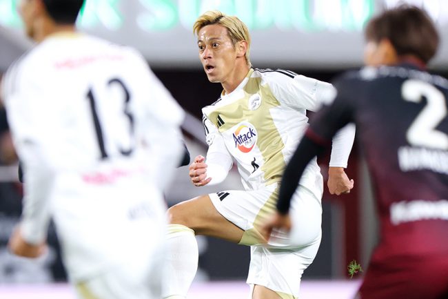 午前11時…サッカー界に衝撃ニュース「えっ？」「なんと！」 まさかの