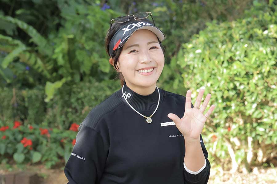 青木瀬令奈【写真：スポーツ報知/アフロ】