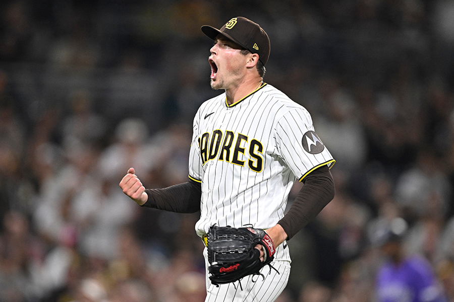 ロッキーズ戦に4番手で登板したメイソン・ミラー【写真:ロイター】