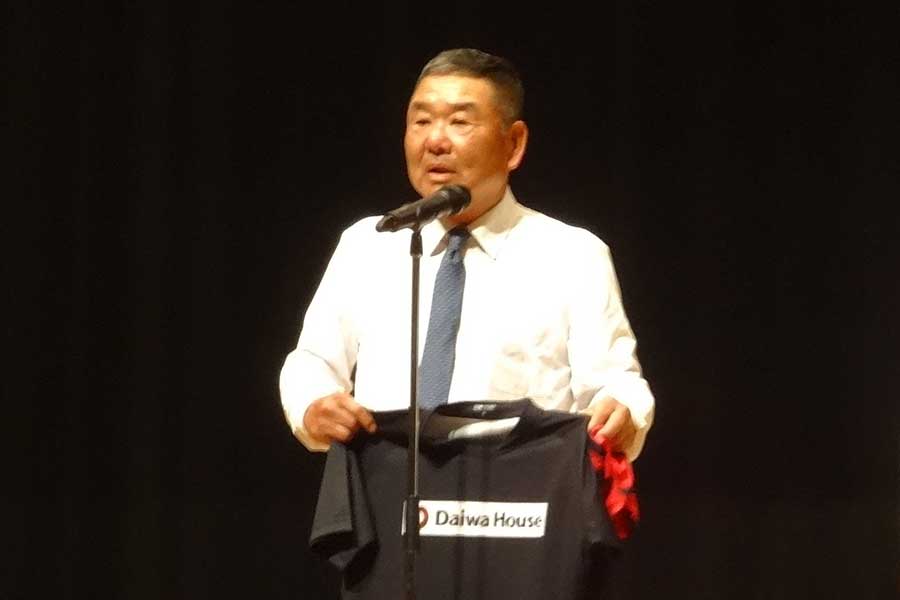 開催を実現させ、運営に力を注ぐ常翔学園・野上校長【写真:吉田宏】