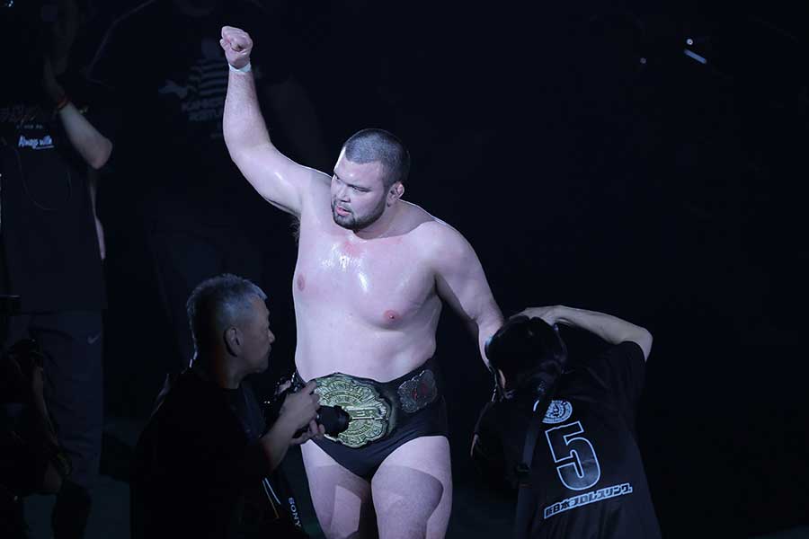 ウルフアロン【写真：スポーツ報知/アフロ】