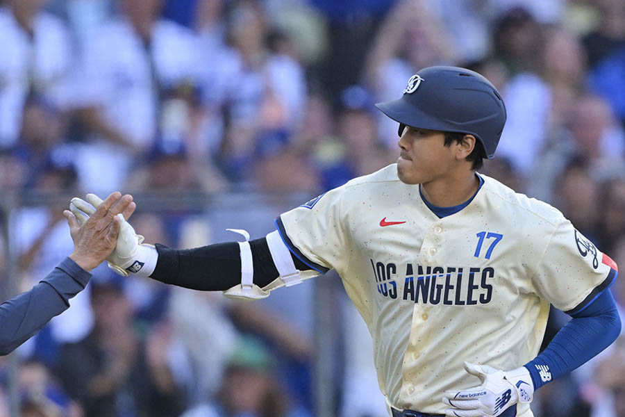先頭打者本塁打で今季第4号を放ったドジャースの大谷翔平【写真：ロイター】