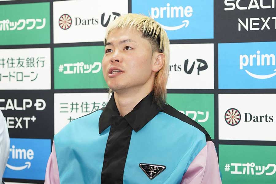 一夜明け会見を行った那須川天心【写真：澤田直人】