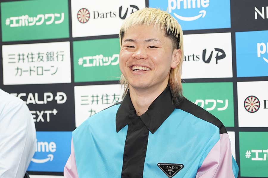 一夜明け会見を行った那須川天心【写真：澤田直人】