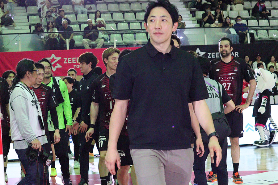 アースフレンズ戦を指揮したジークスター東京の佐藤智仁監督【写真：横田美咲】