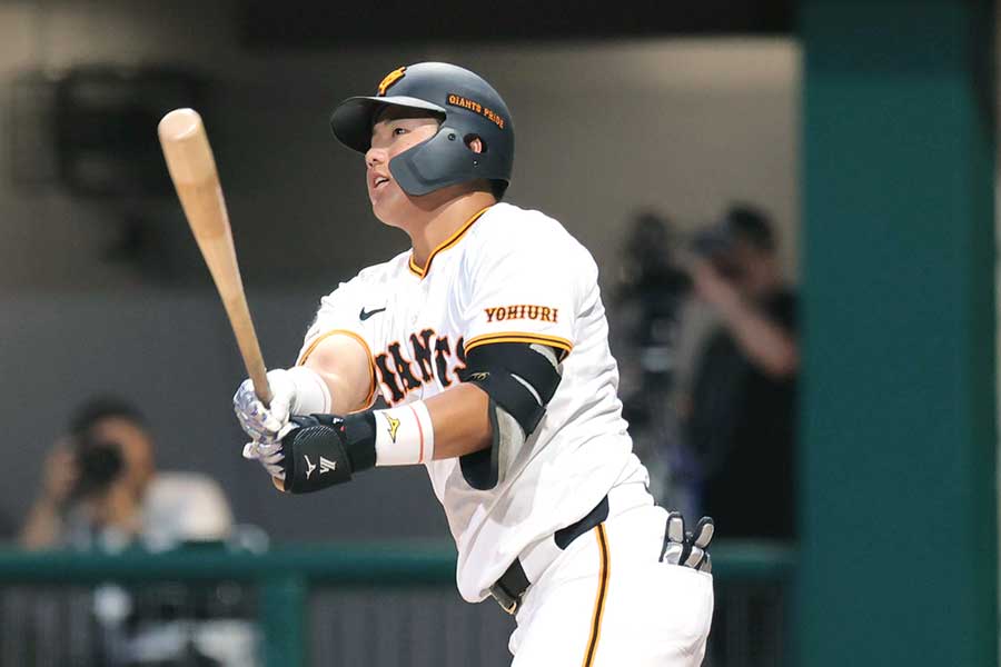 巨人の石塚裕惺【写真：スポーツ報知/アフロ】