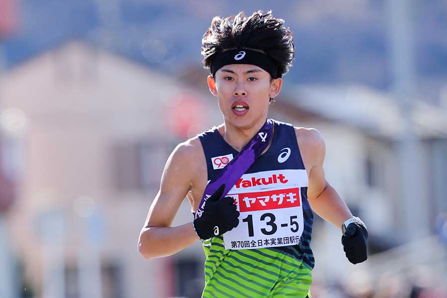 伊地知賢造【写真：西村尚己/アフロスポーツ】