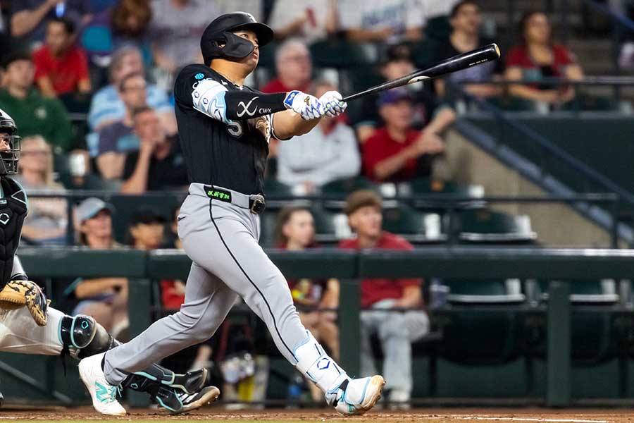 ダイヤモンドバックス戦、4試合連発となる9号を放ったホワイトソックスの村上宗隆【写真：ロイター】