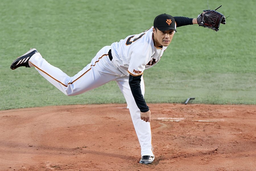 長野オリンピックスタジアムでの中日戦に先発登板した則本昂大【写真：スポーツ報知/アフロ】