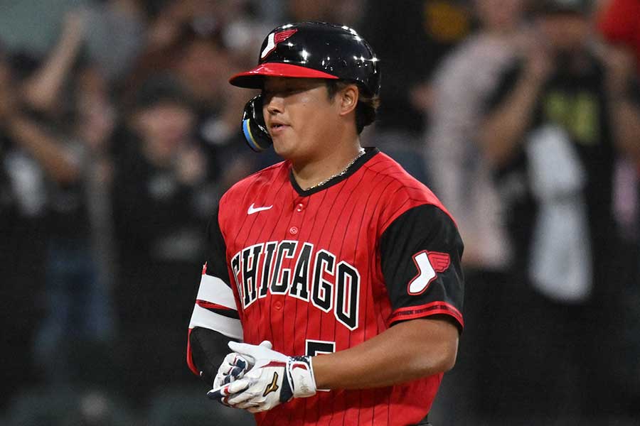 ナショナルズ戦で今季11号を放つホワイトソックスの村上宗隆【写真：ロイター】