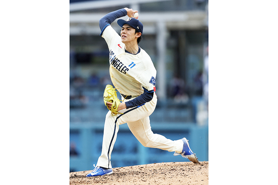 本拠地カブス戦に先発登板したドジャースの佐々木朗希【写真：ロイター】