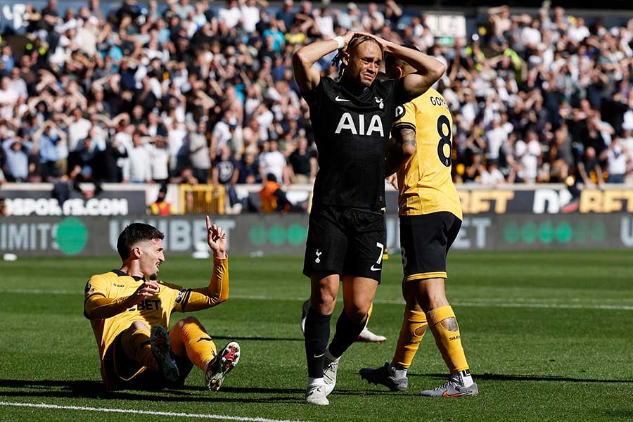 シャビ・シモンズ【写真：ロイター】