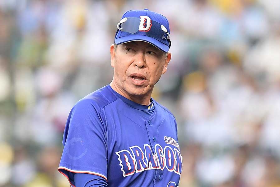 中日の井上一樹監督【写真：産経新聞社】