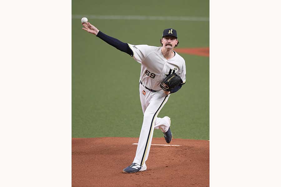 来日初勝利を挙げたオリックスのジェリー【写真：産経新聞社】