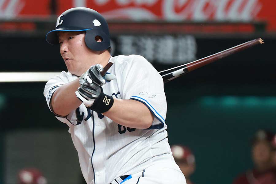 西武の中村剛也【写真:産経新聞社】